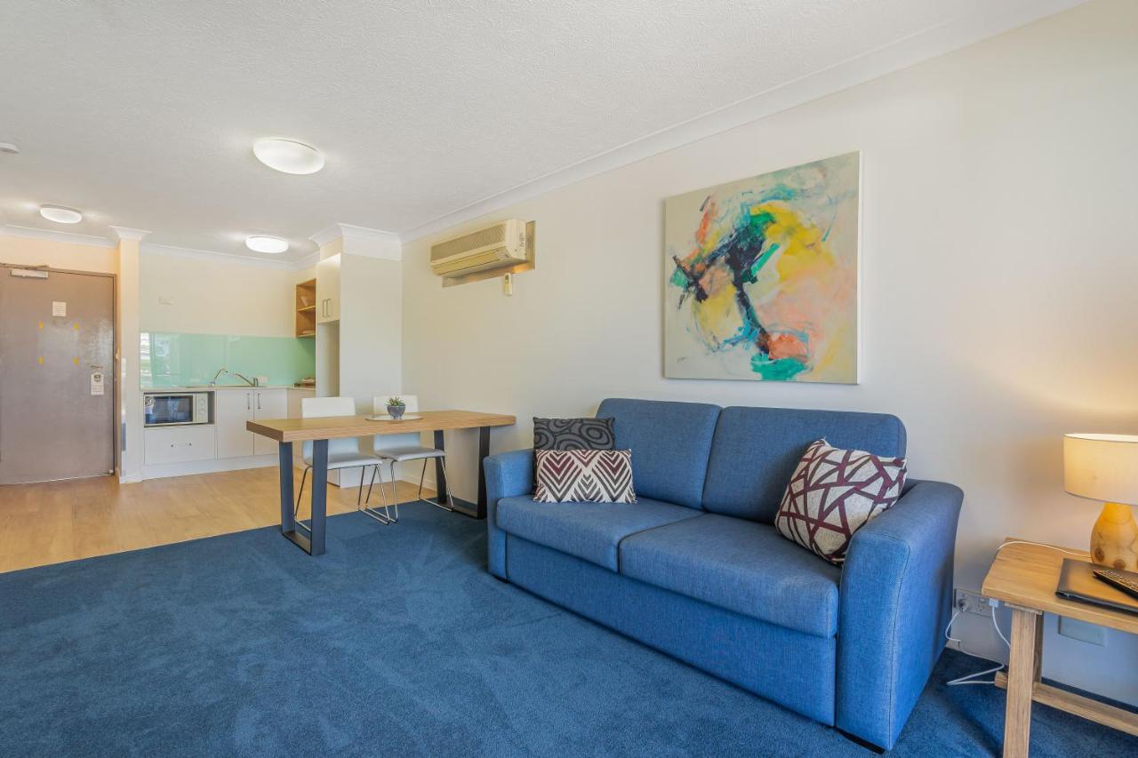 Motel Nelson Towers & 3*
