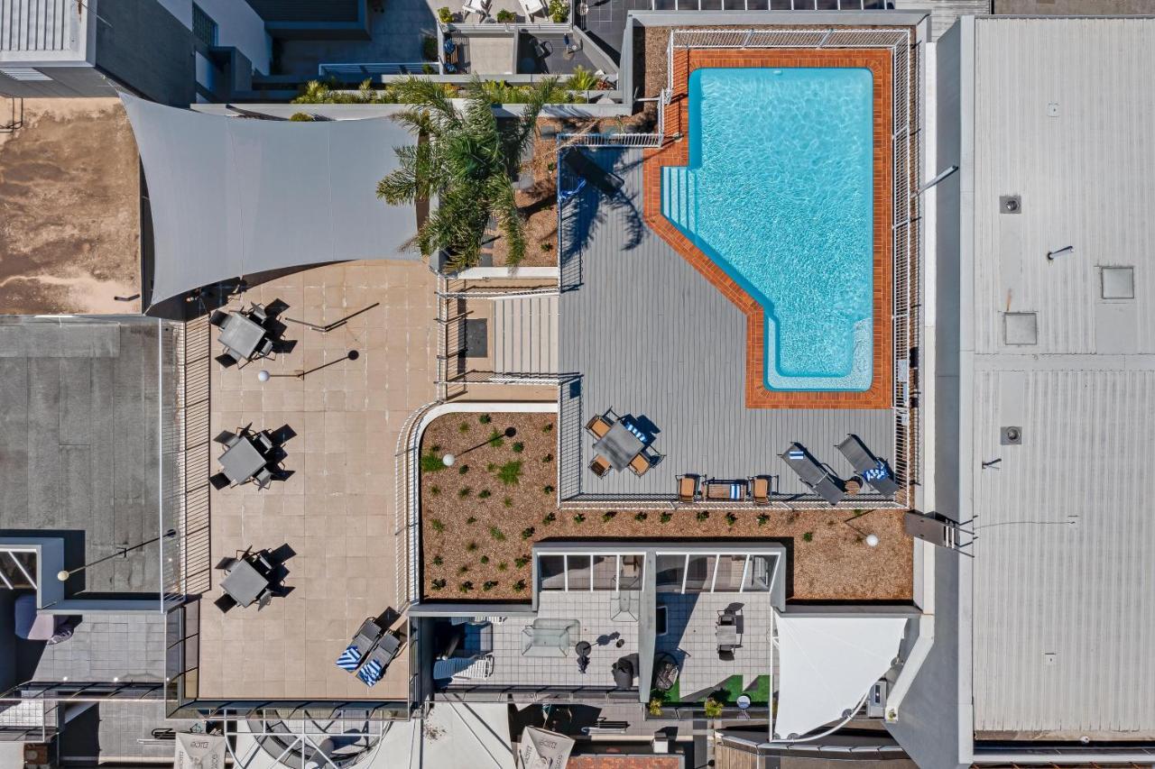 Motel Nelson Towers & 3*